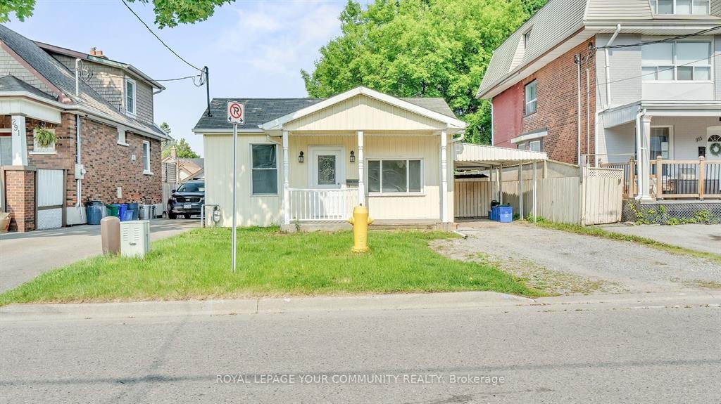 Power of sale property in Oshawa: 287 Jarvis Street Oshawa, ON L1G 5K8