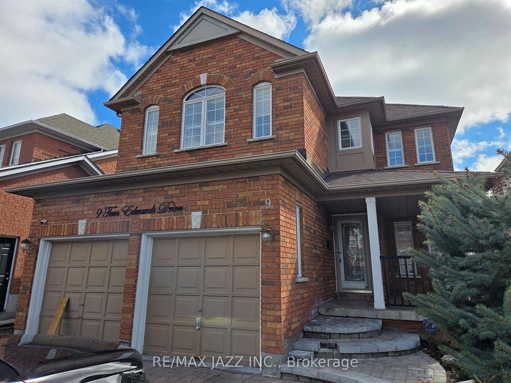 Power of sale property in Whitby: 9 Tom Edwards Drive Whitby, ON L1R 2R4