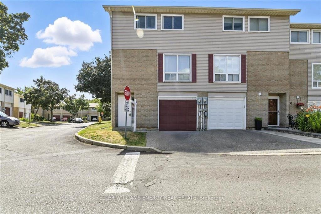 Power of sale property in Oshawa: 1133 N Ritson Road N #78 Oshawa, ON L1G 7T3