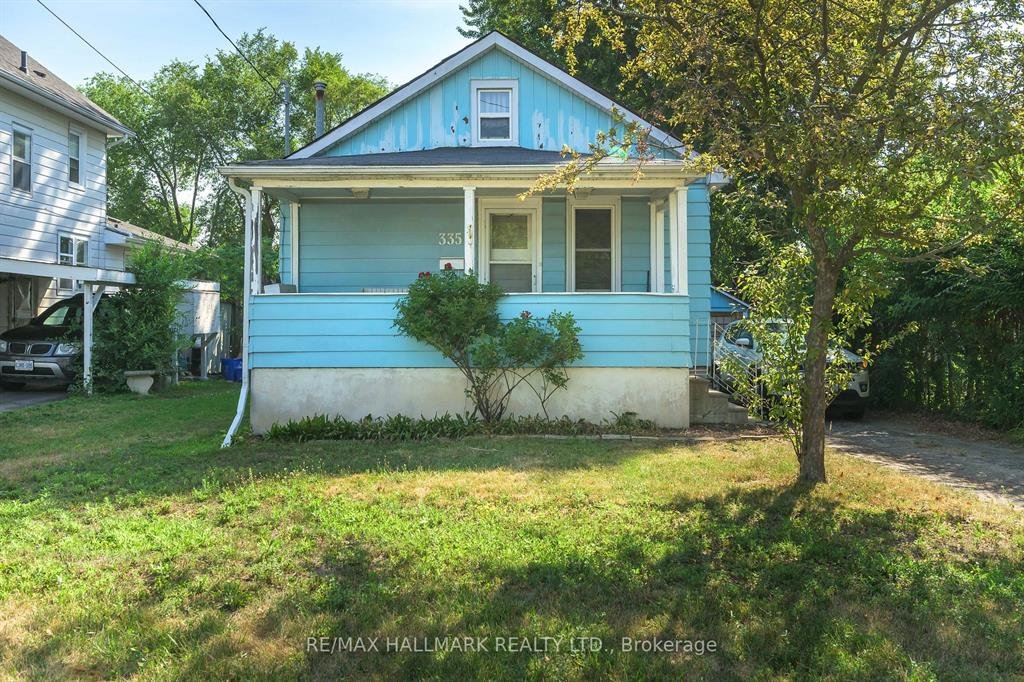 Power of sale property in Whitby: 335 Perry Street  Whitby, ON L1N 4C2