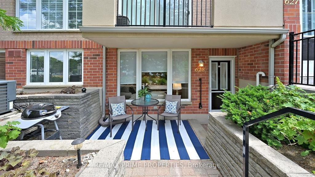 Power of sale property in Pickering: 1400 The Esplanade N #628 Pickering, ON L1V 6V2