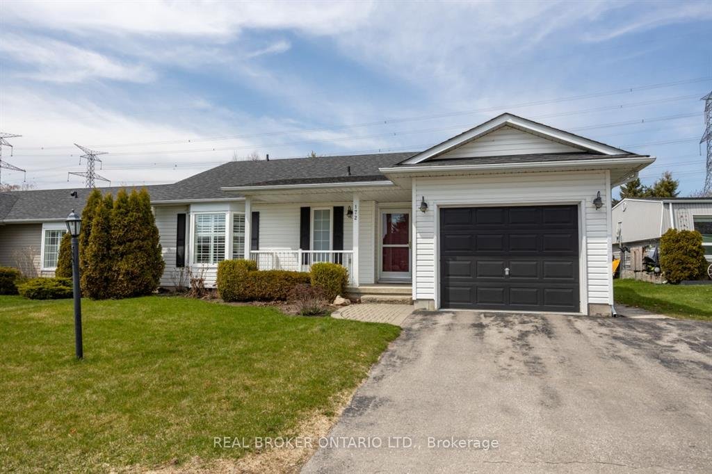 Power of sale property in Clarington: 172 Wilmot Trail Clarington, ON L1B 1B9