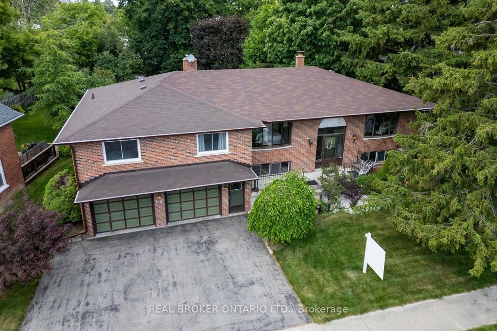 Power of sale property in Clarington: 48 Queen Street  Clarington, ON L1C 1M2