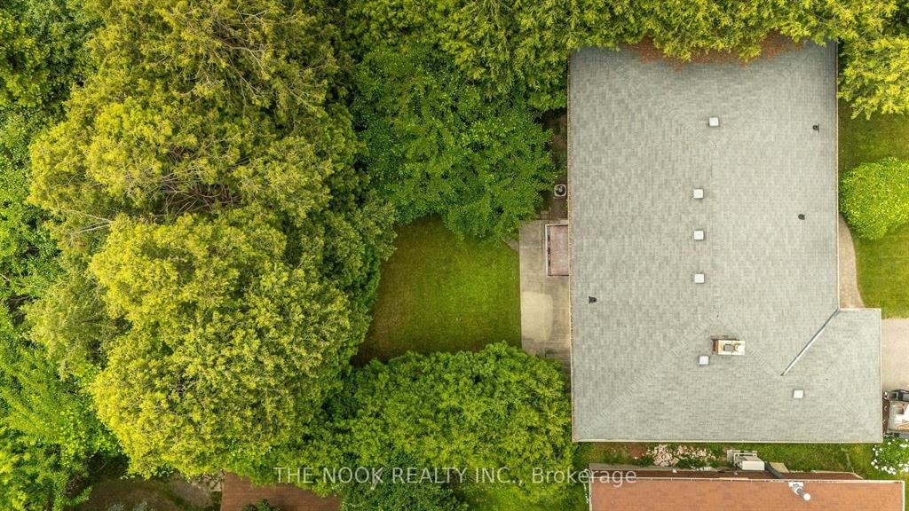 Power of sale property in Oshawa: 351 Rossland Road E Oshawa, ON L1G 2X2