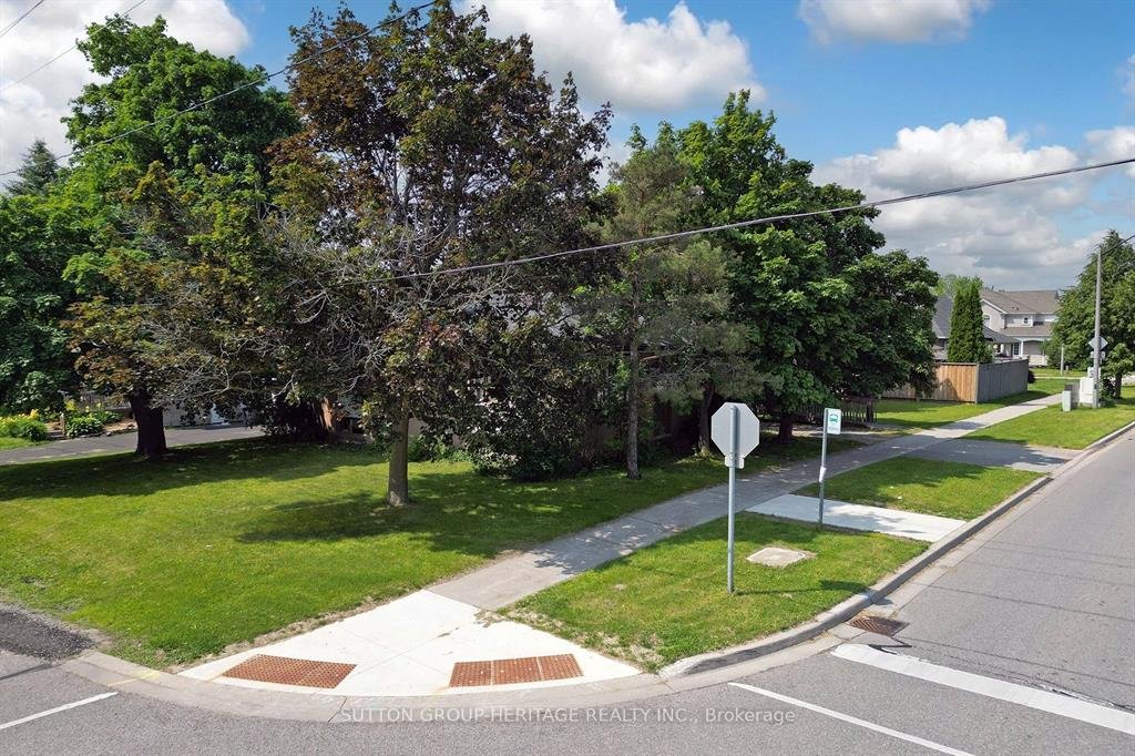 Power of sale property in Whitby: 56 Ferguson Avenue Whitby, ON L1M 1A6