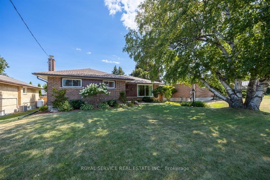 Power of sale property in Oshawa: 389 Glencastle Avenue  Oshawa, ON L1J 3K7