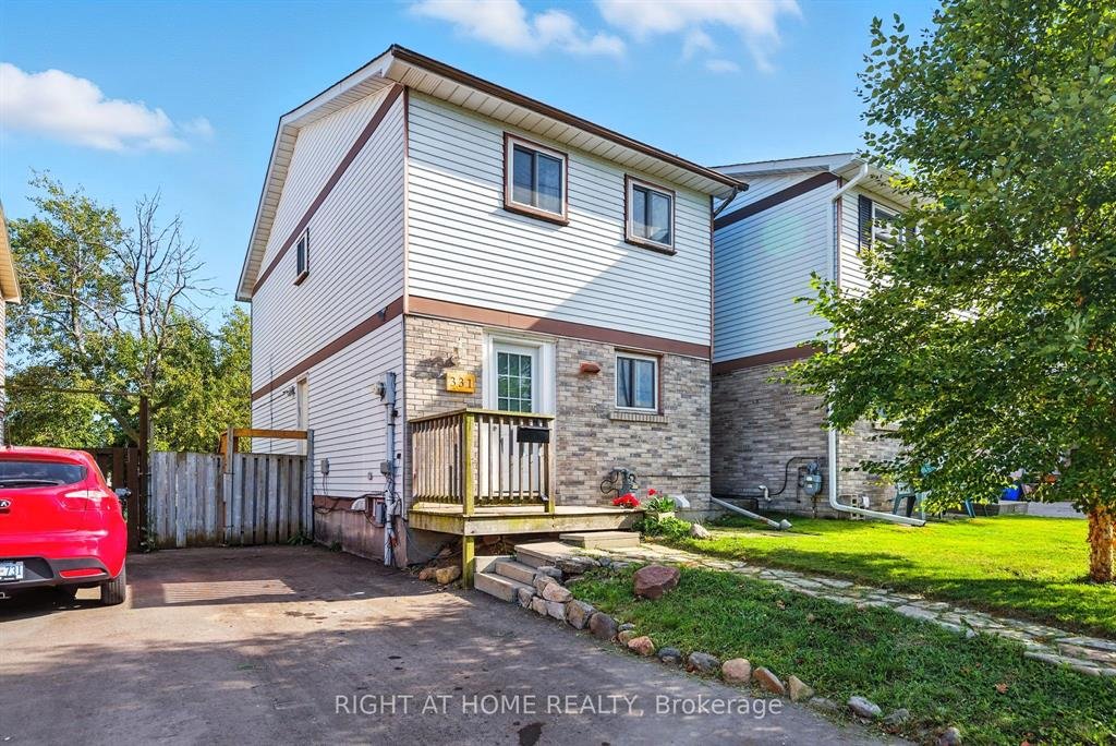 Power of sale property in Oshawa: 331 Phillip Murray Avenue Oshawa, ON L1J 1H1