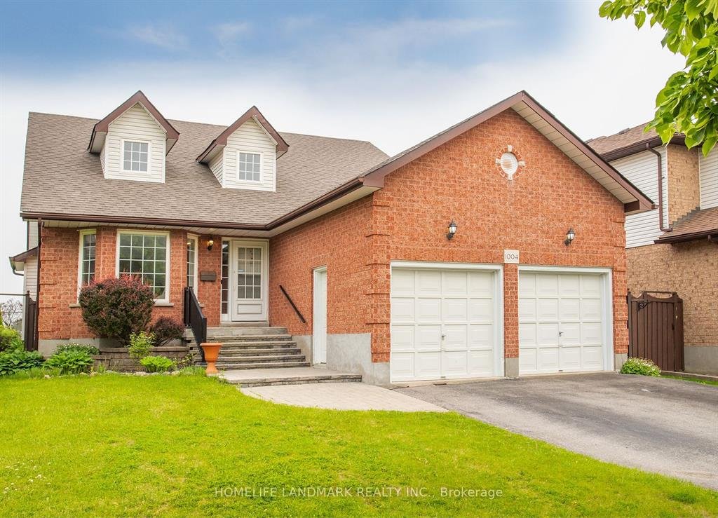 Power of sale property in Oshawa: 1004 Catskill Drive Oshawa, ON L1J 8N7