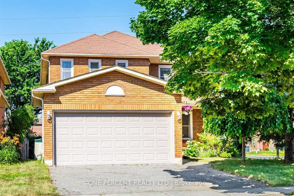 Power of sale property in Whitby: 22 Deverell Street Whitby, ON L1R 1W4