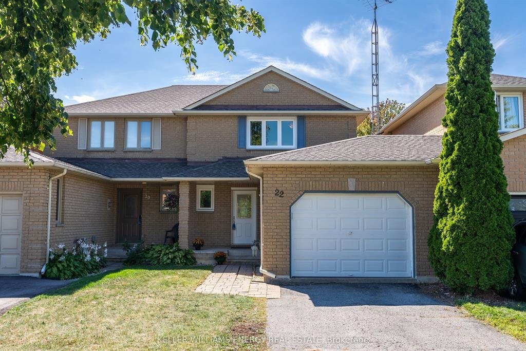 Power of sale property in Clarington: 22 Short Crescent Clarington, ON L1E 2Z5