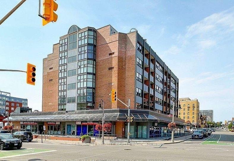 Power of sale property in Oshawa: 80 Athol Street E #306 Oshawa, ON L1H 8B7