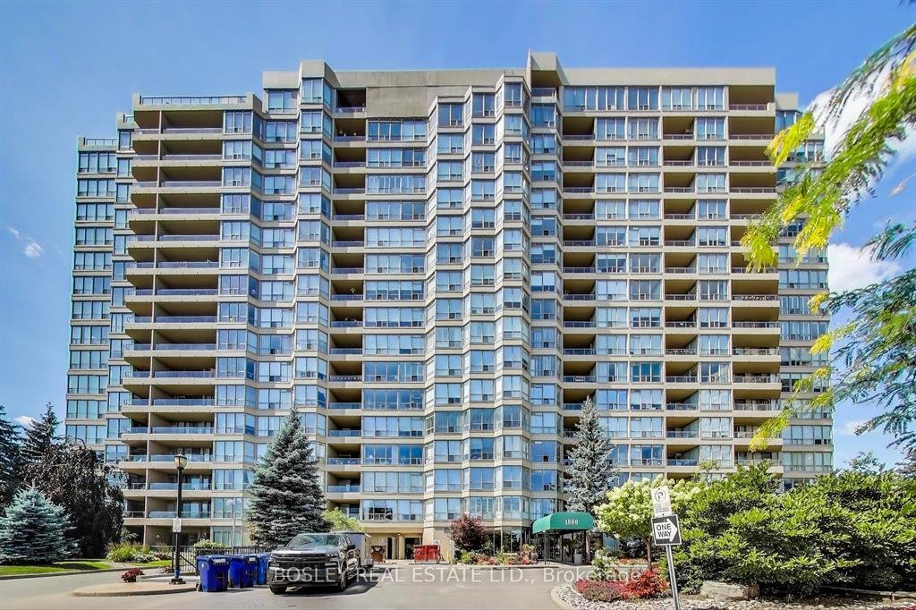 Power of sale property in Pickering: 1880 Valley Farm Road #926 Pickering, ON L1V 6B3