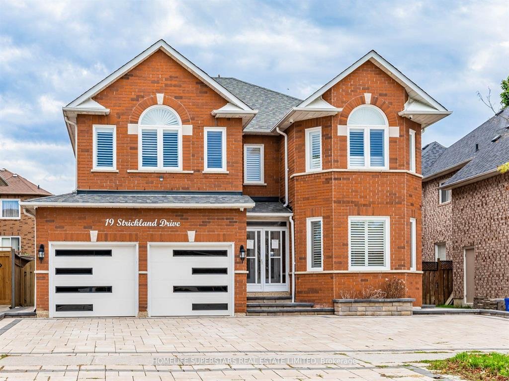 19 Strickland Drive Ajax, ON L1T 4A1